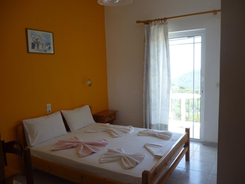 Гостевой дом Lichnos Babis Taverna & Rooms Парга